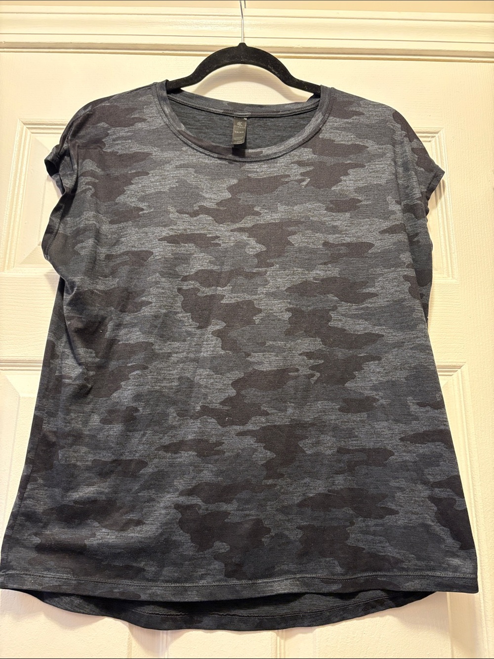 Kyodan Women's Short Sleeve Camouflage Tee - Gray & Black